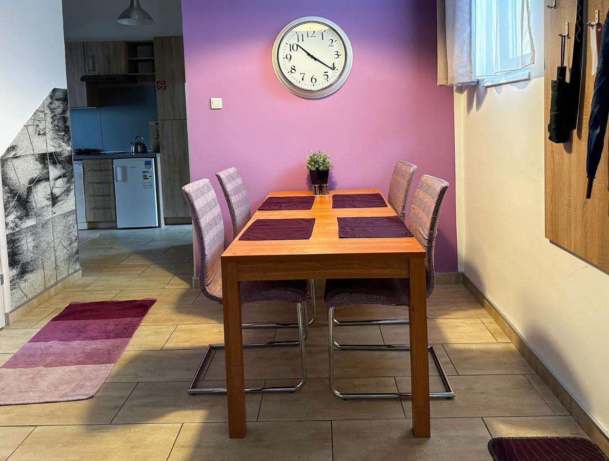 Apartment Abt Karoly *
